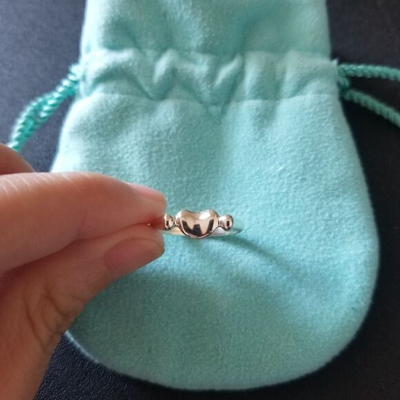 Tiffany & Co. Bean Ring - Picture 1 of 9